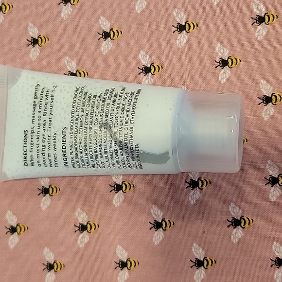 Beauty Society Travel Skincare - 8 Total Items - Picture 5 of 16